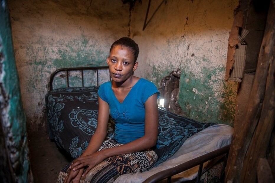 Nat Fanta, 24, geht in der Stadt Shewarobit der Armutsprostitution nach