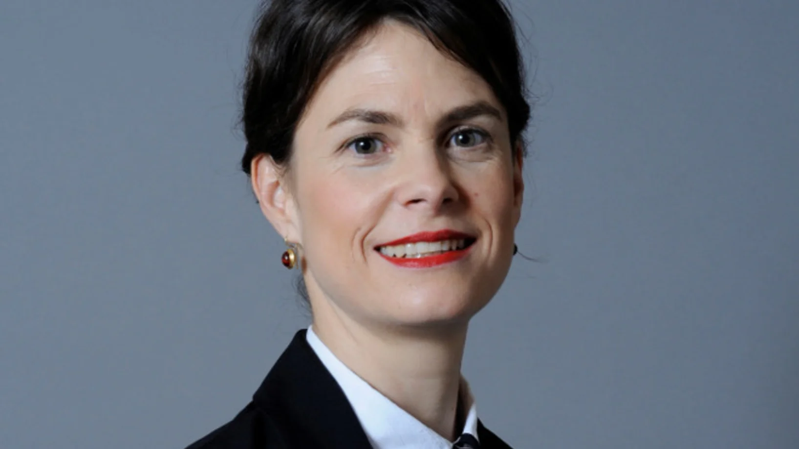 Porträt von neuer Stiftungsrätin Nora Teuwsen bei der Stiftung Menschen für Menschen